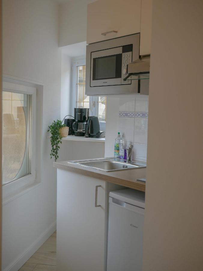 Studio Renove Avec Terrasse Et Vue Unique ! Кан Екстериор снимка